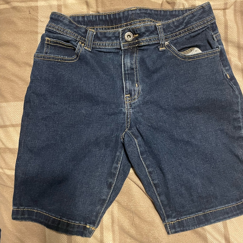 Girls denim shorts - like new